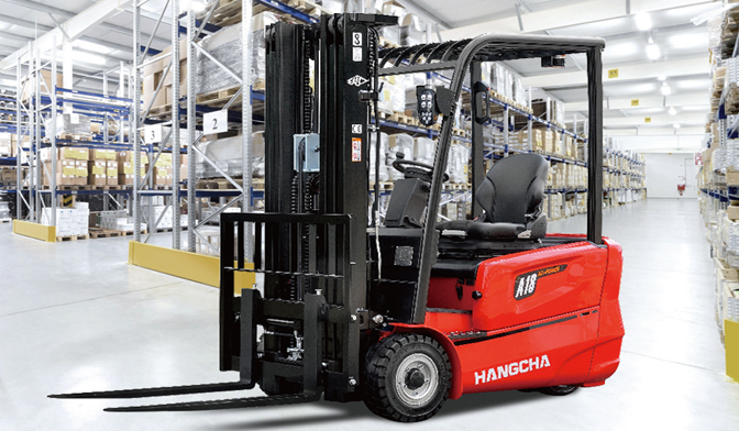 叉車蓄電池正確加水方式，你做對了嗎？